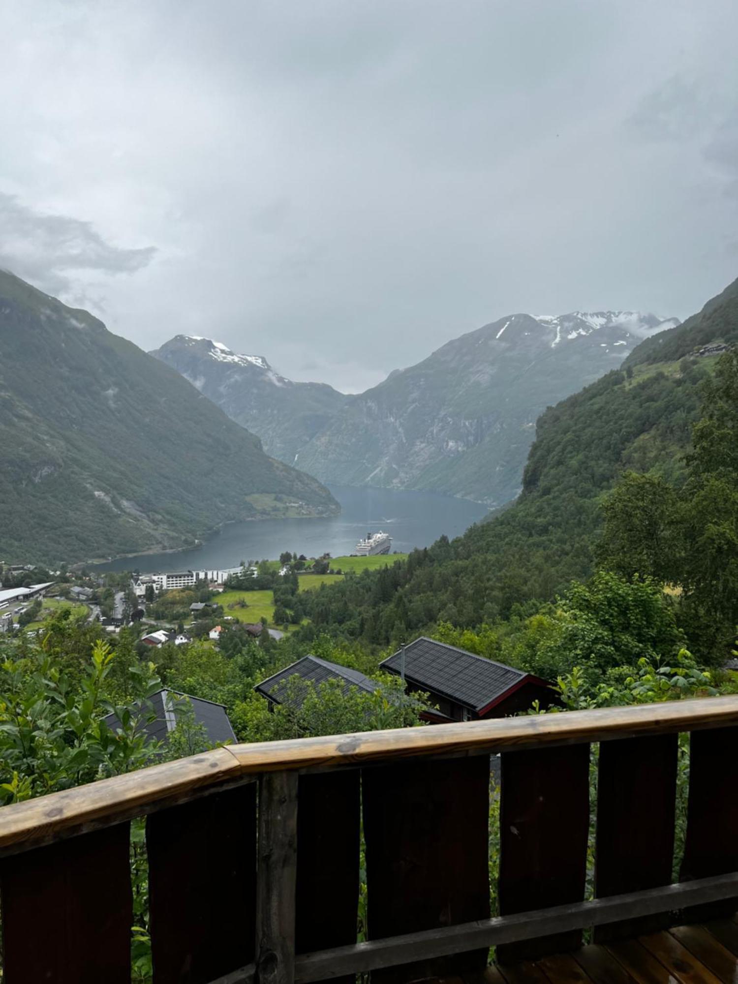 Fossen Accommodation Geiranger Oda fotoğraf