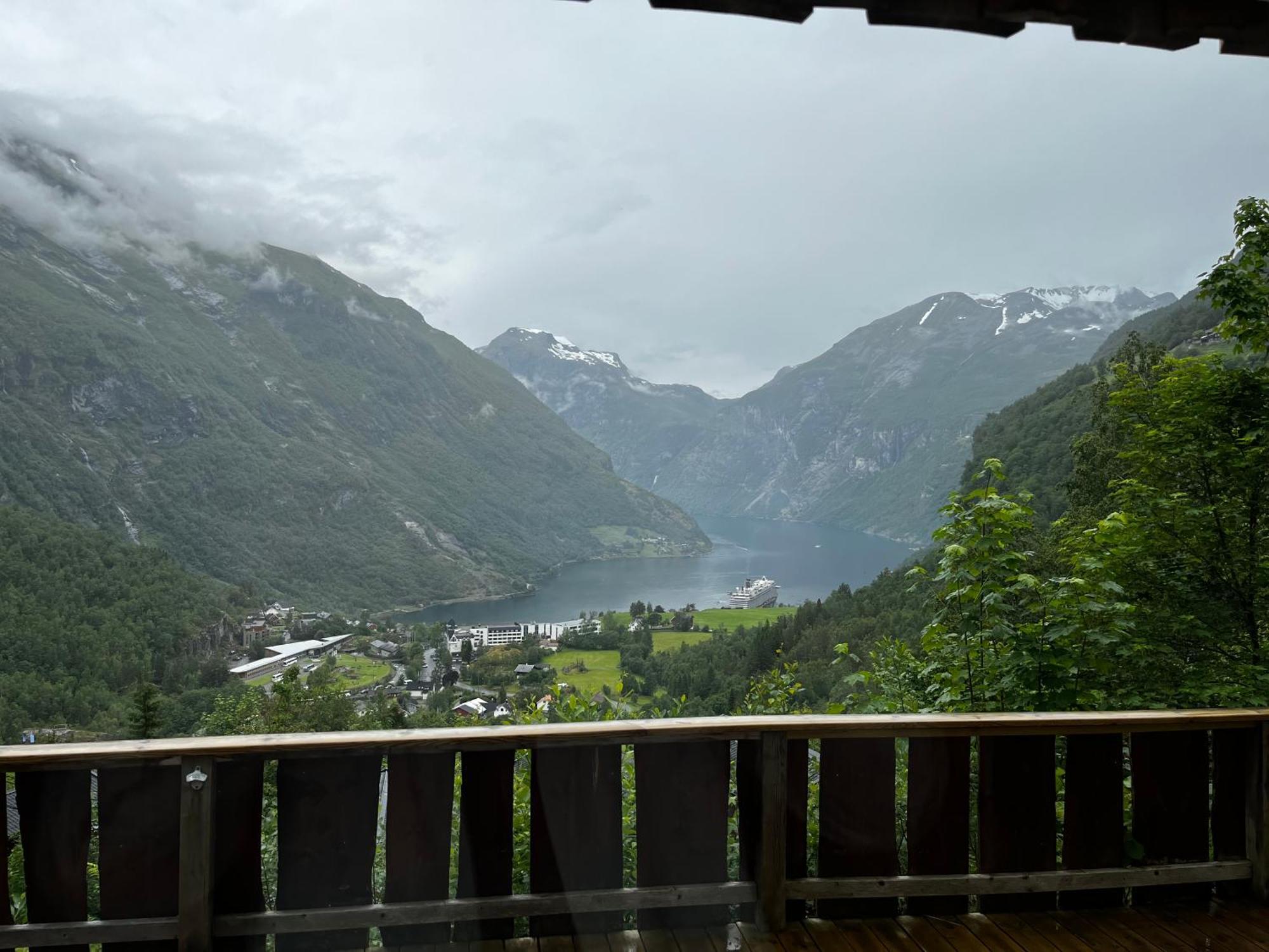 Fossen Accommodation Geiranger Oda fotoğraf